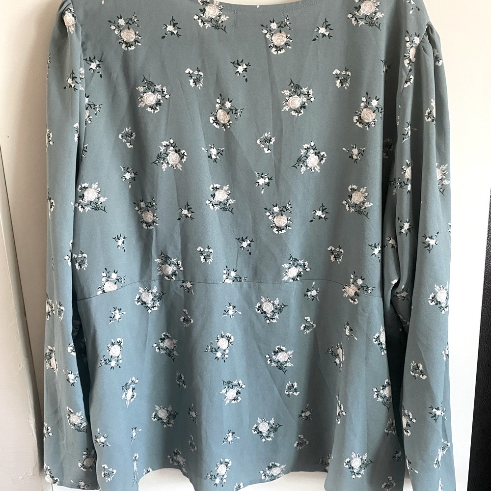 Fashion Union button blouse - Picture 2 of 2